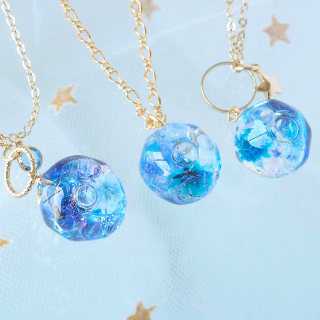夜空のハーバリウム ネックレス